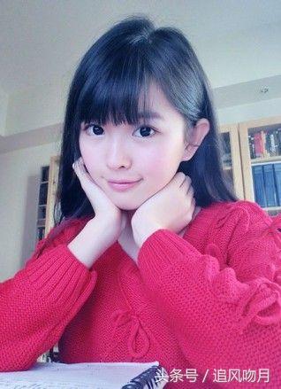 @￥先生说我命带桃花，36岁单身的我砸他招牌时，他神情自若