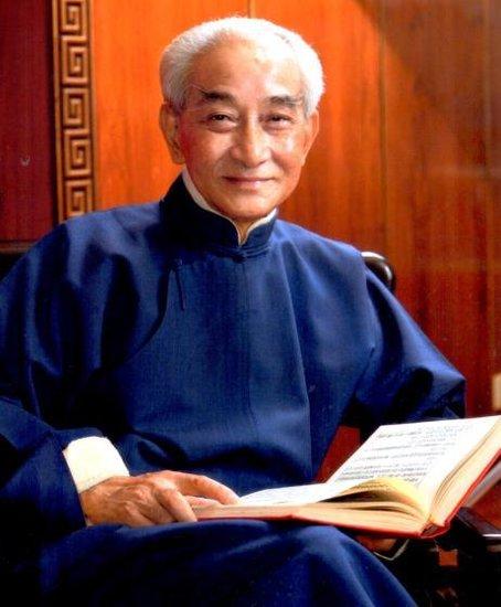 南怀瑾先生表示：@￥都是骗人的，改造命运只能自己改！