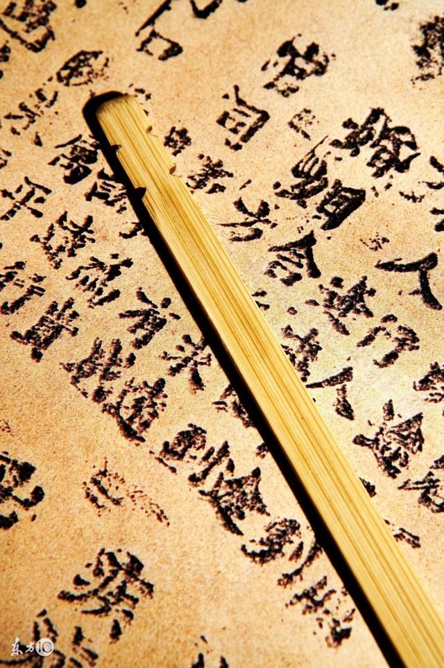 十年前和2个闺蜜去@￥，如今想起大师说的话真是后怕……