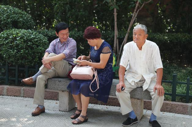 半路夫妻为什么走不长？68岁老人倾诉：事不关己，无所畏惧