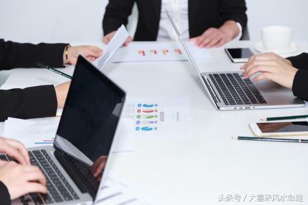 如何从生辰算事业看是否适合做生意？