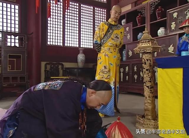 这种测字骗不了人：飞鸟掠过，纪晓岚为何让和珅快回家准备后事？