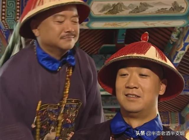 这种测字骗不了人：飞鸟掠过，纪晓岚为何让和珅快回家准备后事？