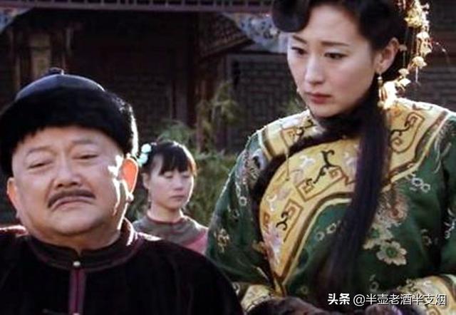 这种测字骗不了人：飞鸟掠过，纪晓岚为何让和珅快回家准备后事？