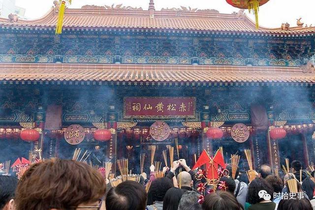 风里雨里，算（piàn）命（ zǐ ）大师在景区等你