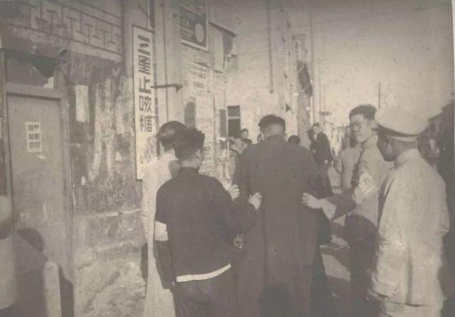 多年前美间谍夫妇潜伏在清华大学，被宋丹丹前公公揪出，结局如何