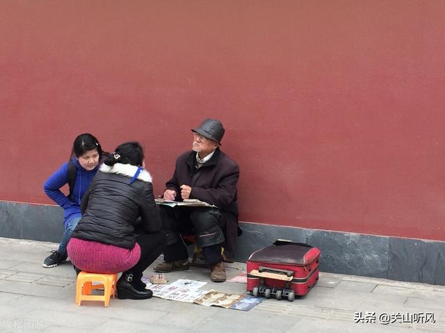 农村俗语：穷人不用把命算，只对圈里猪仔看，啥意思？有道理吗？