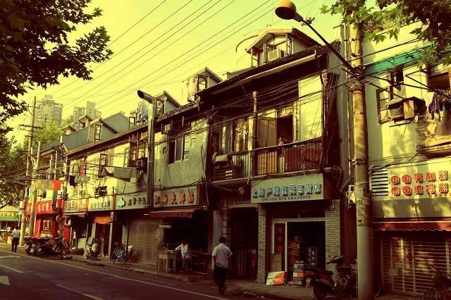 市井·@￥的人