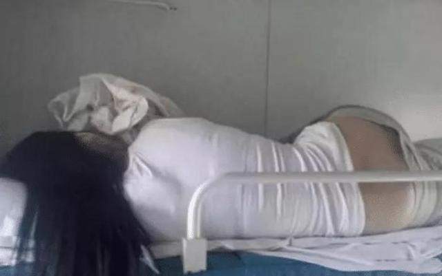 和发小一起@￥，@￥的说我俩一个当官，一个从商，相辅相成