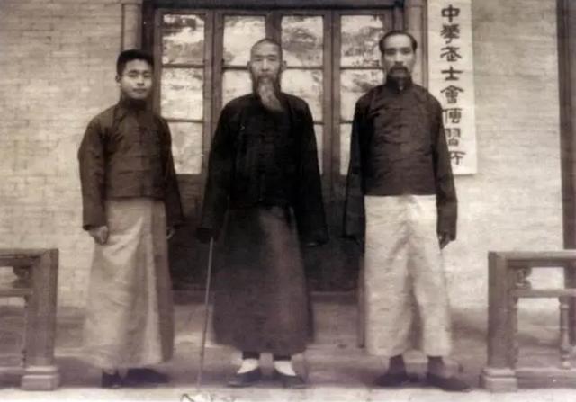 孙禄堂70岁大败日本五大高手，3年后预感大限将至，提前让人烧纸