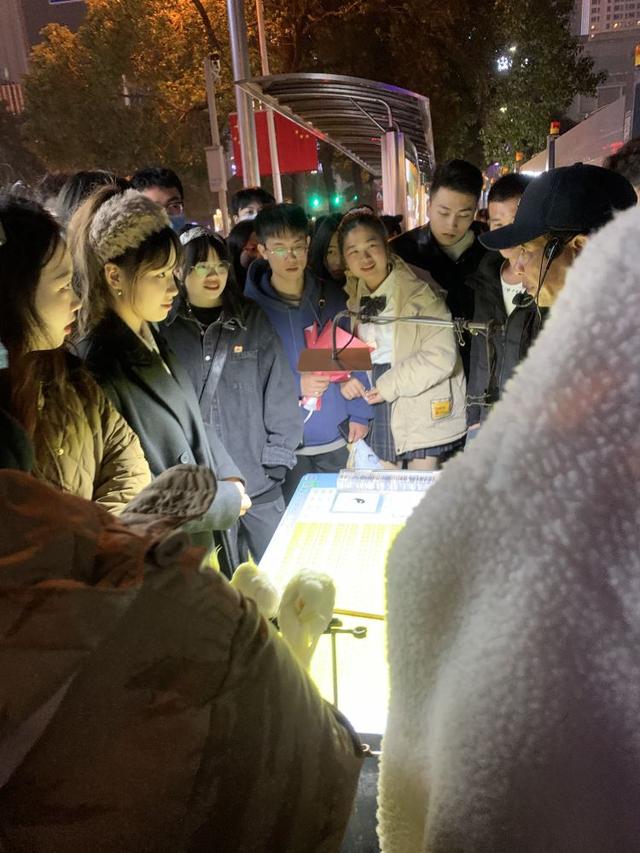 没有哪座城，比它更会玩流量