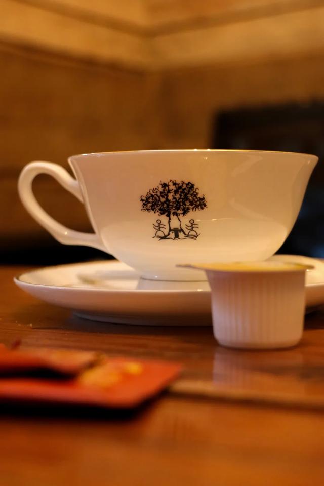 实探贵阳塔罗牌店，这届年轻人@￥算的是什么？
