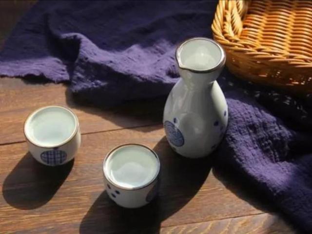 明朝奇案：妻子红杏出墙，丈夫一石二鸟，县令私访，巧破案中案