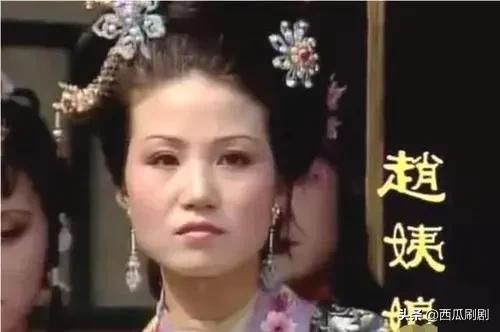 台湾《红楼梦》62：宝钗一嫁，宝玉疯黛玉死，通灵玉引群愤