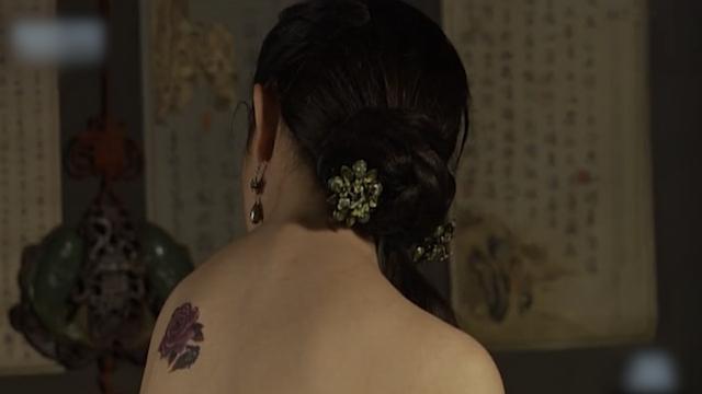 丈夫占有欲极强，新婚妻子每晚受尽折磨，因爱生恨犯下大错！电影
