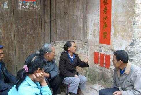 实访：求姻缘找**，符纸带身上一年未见有缘人，该不该信