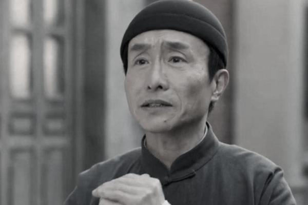 民国赌博中的挎篮蹲签是什么意思，庄家怎么作弊，赌客又如何出千