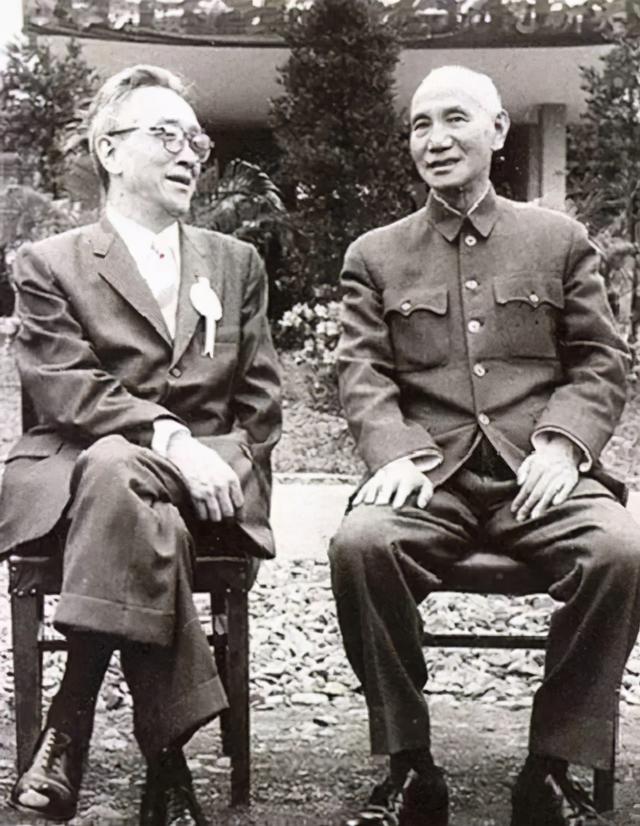 胡适老婆江冬秀：舌战北大教授，不打草稿连怼半小时，律师都惊了