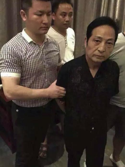“吹牛大王”王林：隔着十公里都能把你打死