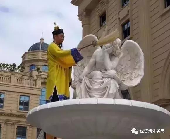 想月入十万赚钱到手软吗？去给老外@￥看风水啊！