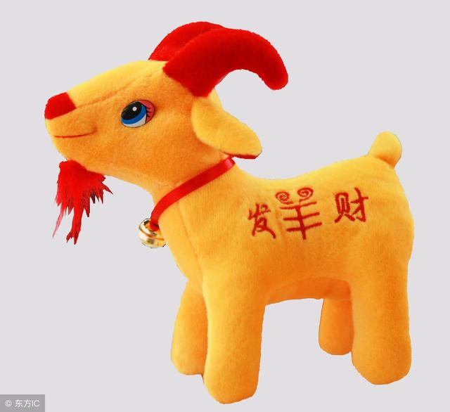 农民常说：男怕穿靴属鸡，女怕戴帽属羊，属鸡男人命不好？
