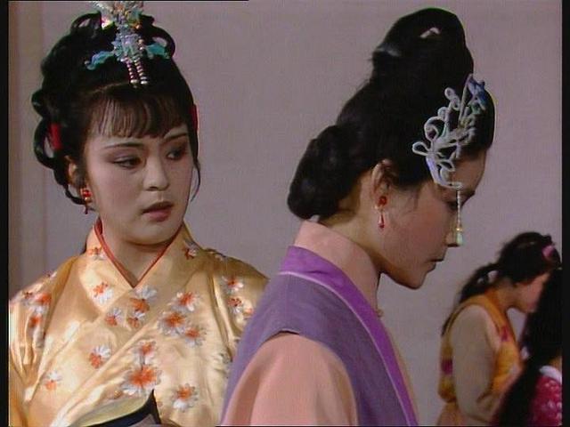 《红楼梦》里“美中不足”的那些人和事