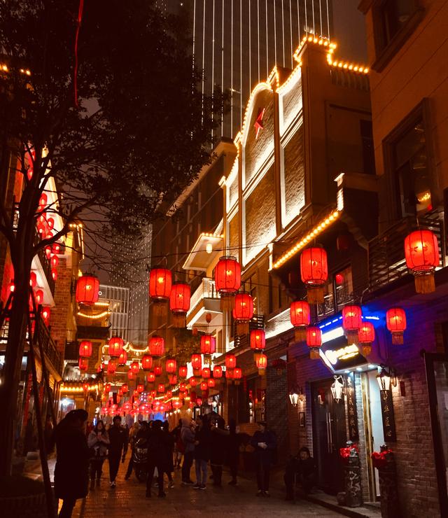 元宵节逛灯会猜灯谜，“生辰头”打一字，你会吗？