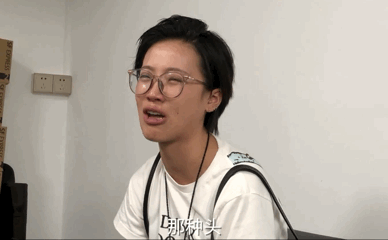 女人情绪的大大大大波动：剪完头发