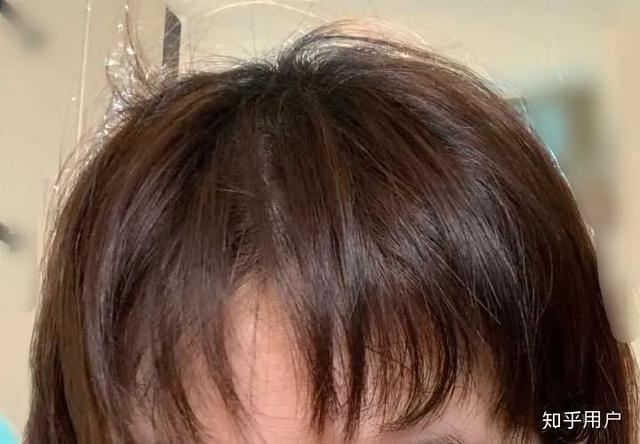 女人情绪的大大大大波动：剪完头发