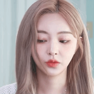 女人情绪的大大大大波动：剪完头发