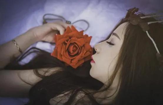 生辰不合的人能在一起吗？生辰不合能结婚吗？