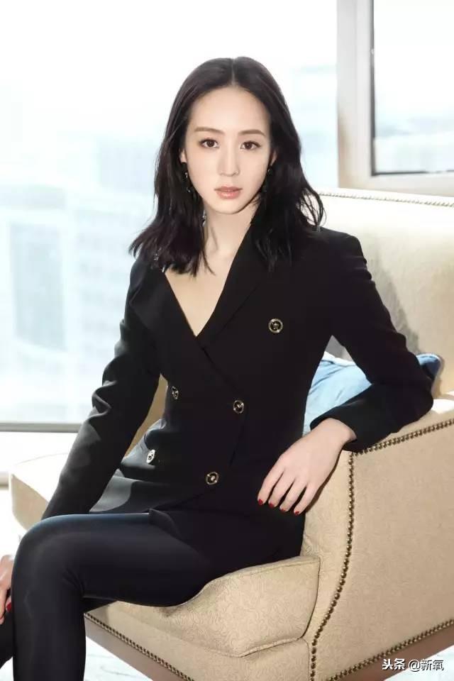 年薪百万的都市精英女性脸，长成什么样？