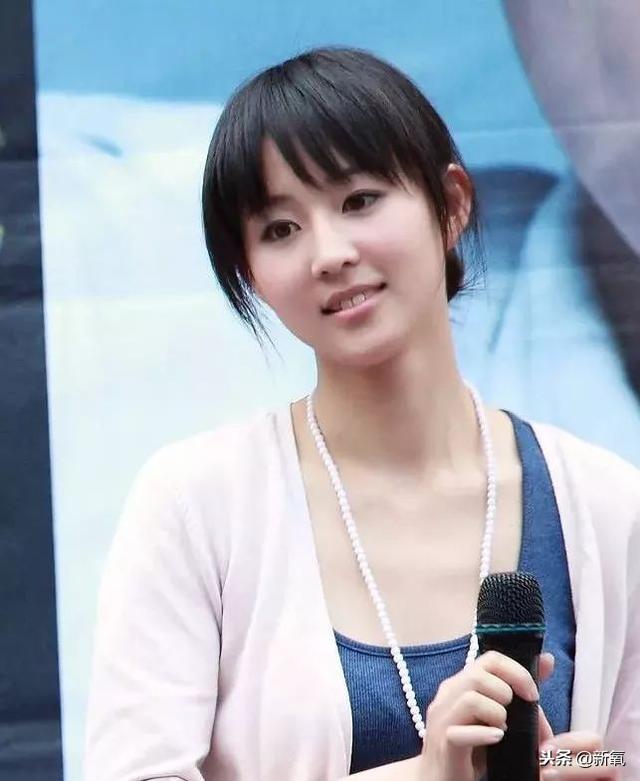 年薪百万的都市精英女性脸，长成什么样？