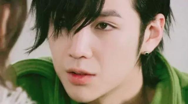 曾帅成标杆，现各有各丑，韩国六位男神颜值大变样，有的才30岁