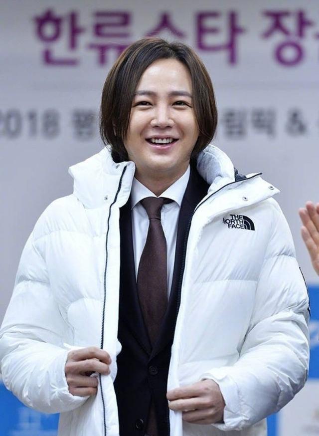 曾帅成标杆，现各有各丑，韩国六位男神颜值大变样，有的才30岁