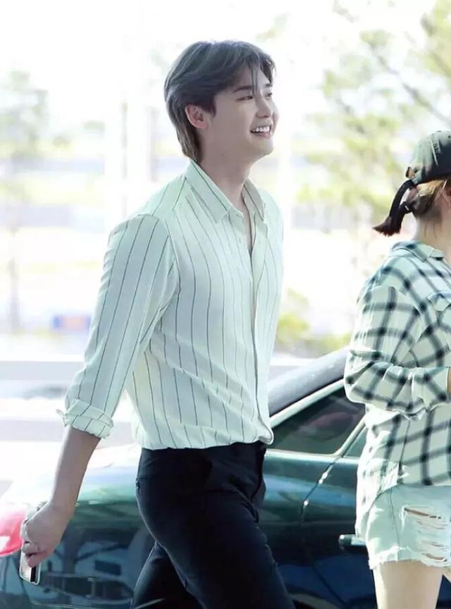 曾帅成标杆，现各有各丑，韩国六位男神颜值大变样，有的才30岁