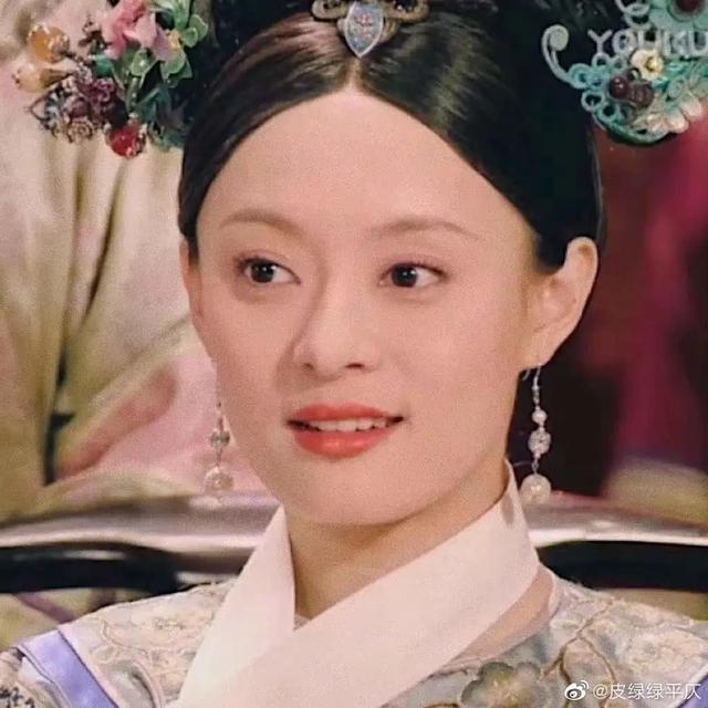 你是什么脸型就选什么刘海，这4款超显脸小，堪比换头