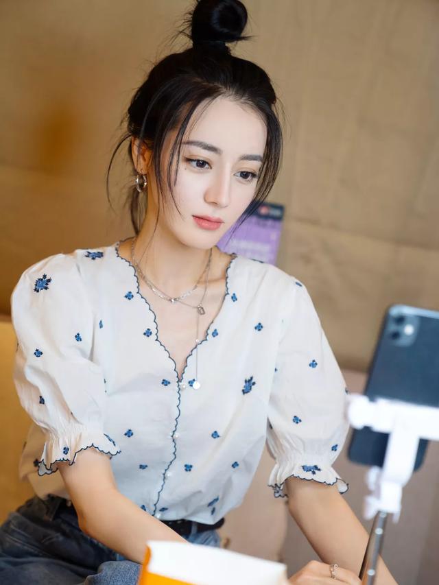 你是什么脸型就选什么刘海，这4款超显脸小，堪比换头