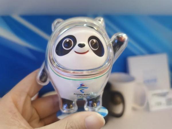 “冰墩墩”火出圈！设计团队曾专门到四川取材