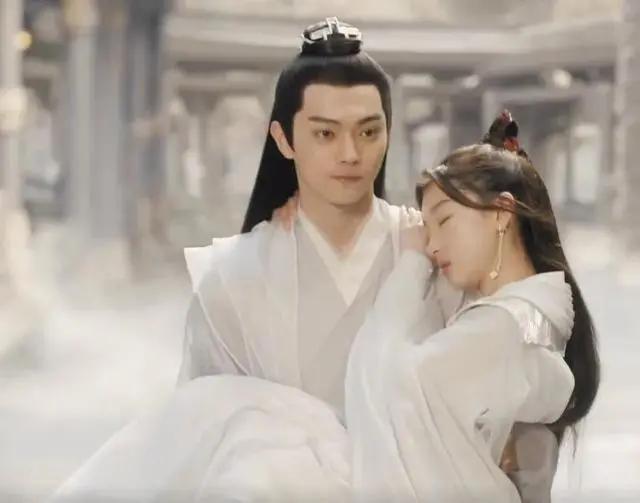 《千古玦尘》首播周冬雨演技惹争议？追仙侠剧，没人逃得过真香