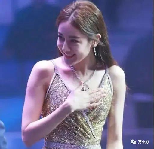 万小刀：“西域美人”的瓜