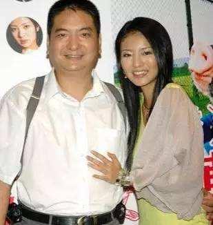 被大S、戚薇截胡，怼闺蜜讽前任不认输，37岁嫁百亿豪门扬眉吐气