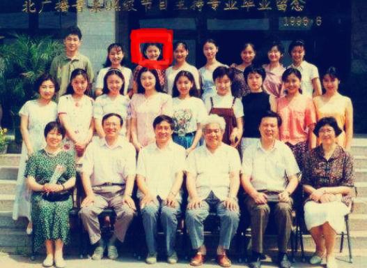 李湘王岳伦的“爱情幻灭史”：当年有多让人羡慕，现在就有多可笑