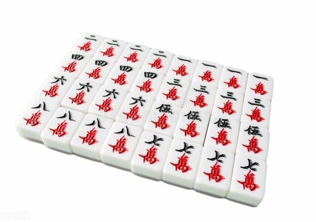 麻将课堂丨学会这几招摸牌技巧，春节回家搓麻就可以炫牌技了