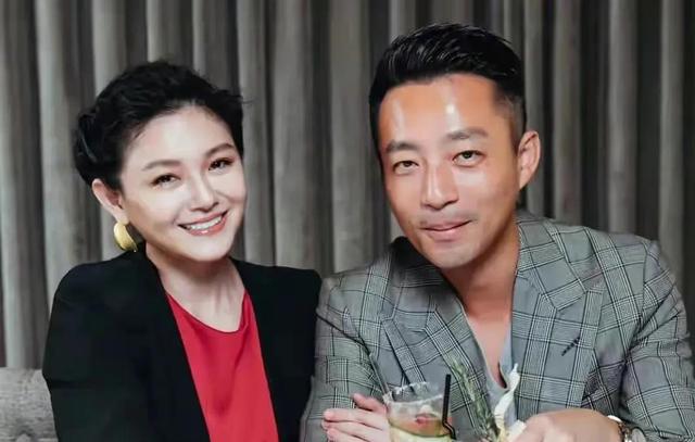 大S再婚背后3点危机：仍两地分居，男方经济不佳，新婆婆想抱孙子