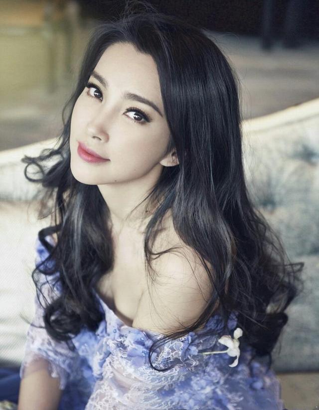 这4个特征是美女都会有，很多人一个就没有，来看看你有不