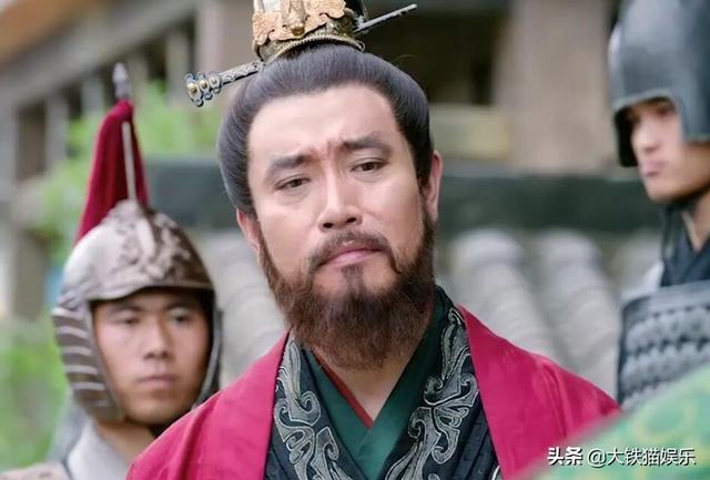 《福贵》16年，男主火不起来，男配当了导演，小凤霞成当红小花