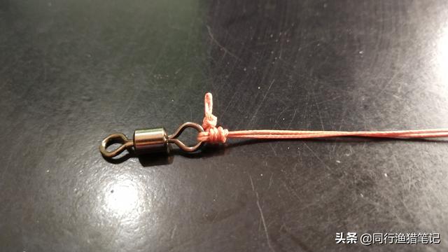 子线与生辰环这样连接，不仅牢固而且可有效降低缠线机率
