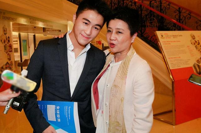 生孩子、秀恩爱、合体捞金，奚梦瑶豪门里面的工具人？