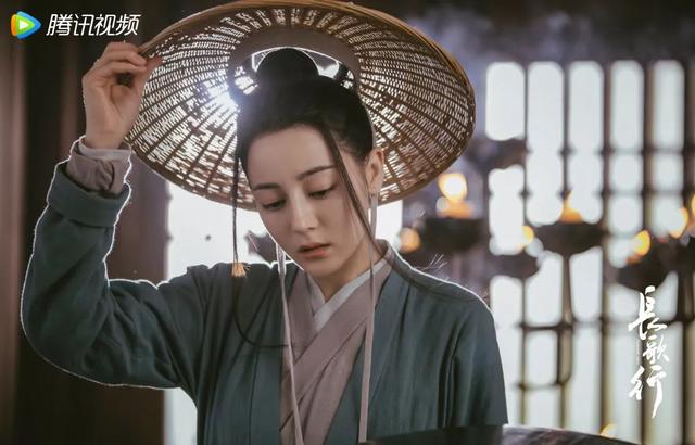 迪丽热巴的龙须刘海，太出戏了